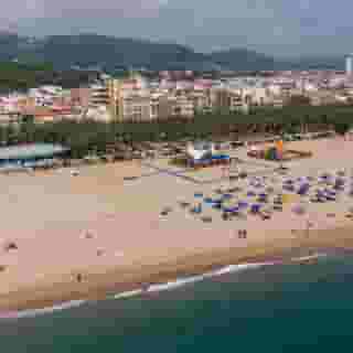 Lloret Vibe Affiliated by Fergus, 2 of 5