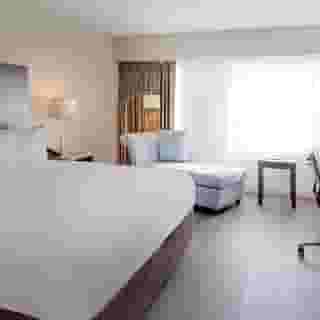 Florida Hotel & Conference Center, 2 of 5