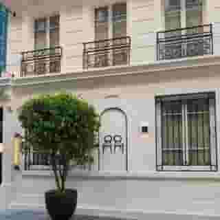 Adele & Jules, 1 of 5