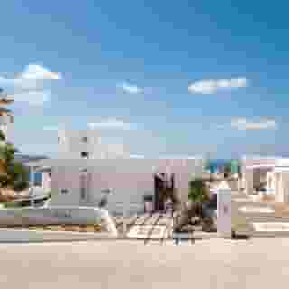 Artemis Suites, 5 of 5