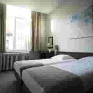 Hotel Du Congres, 3 of 5