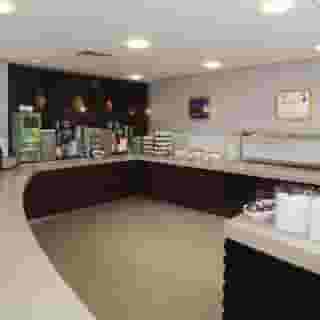 Holiday Inn Express Belfast City, 2 of 5