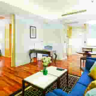 The Duchess Hotel, 4 of 5