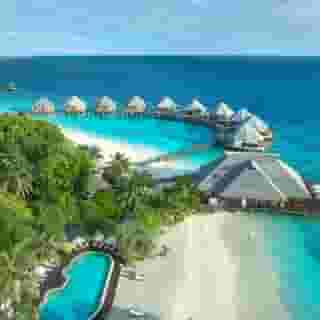 Adaaran Select Meedhupparu & Prestige Water Villas Maldives, 1 of 5