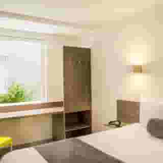 One Ciudad de Mexico la Raza, 1 of 5