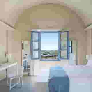 Acroterra Rosa Luxury Suites, 3 of 5