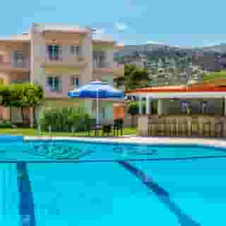 Manolis Apartments, 1 of 5