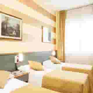 Astor Torino, 4 of 5