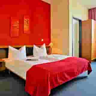 H24 Hoteltow, 6 of 6