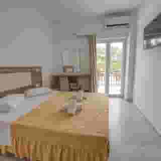 Hotel Santorini, 2 of 5