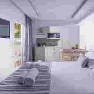 Irida Hotel Apartments, 4 of 5