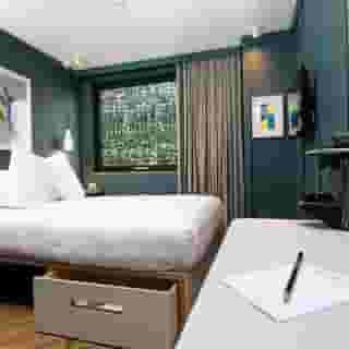 The Devlin Dublin, 1 of 5