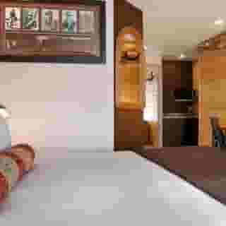 Best Western Plus Hollywood Hills, 2 of 5