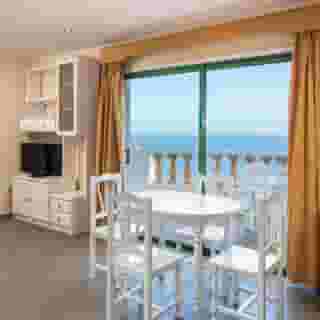 Club Tarahal, 4 of 5