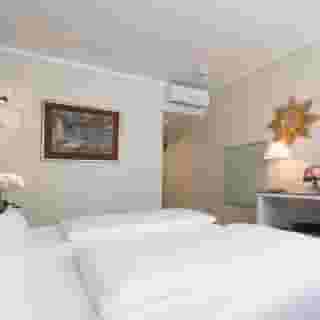 Hotel an der Oper, 4 of 5