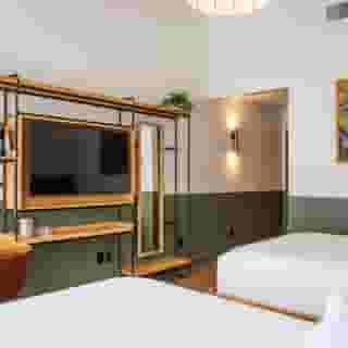 Hotel Theo New Orleans, Tapestry Collection By Hil, 1 of 5