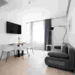 Kula & The Top, 2 of 5