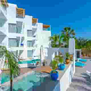 Kouros Home - Adults Only (16+), 3 of 5