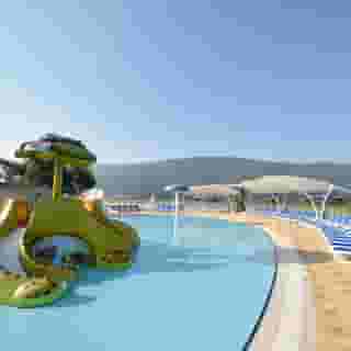 La Blanche Island, 4 of 5