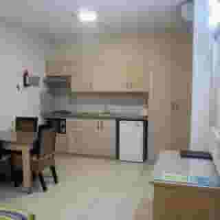 Senator Hotel Apartments, 4 of 5