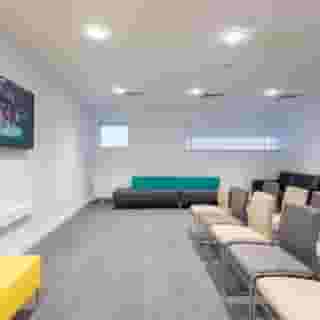 Swuite Galway, 2 of 5