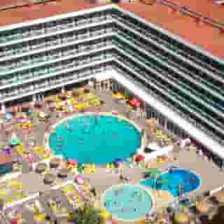 Villa Dorada, 2 of 5