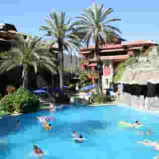 Grand Aquarium, 1 of 5