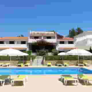 Muthu Balaia Sol, 4 of 5