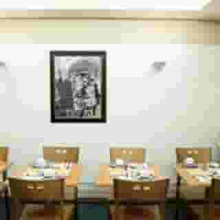 Tryp Francois, 4 of 5