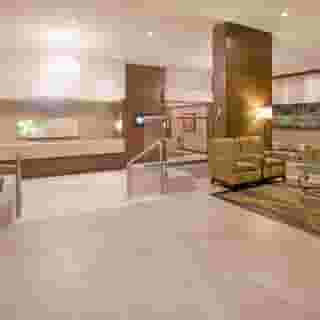 Holiday Inn Vancouver-Centre (Broadway), 2 of 5