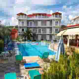 Amoudi Studios and Apartments, 1 of 5