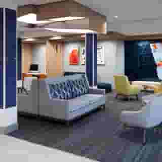 Holiday Inn Express & Suites Nashville West End Univ, 1 of 5
