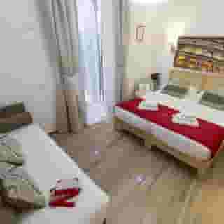 Flatinrome Trastevere Deluxe Rooms, 4 of 5