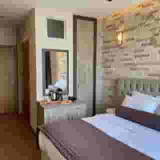 Weingart Port Seaside Hotel, 2 of 5