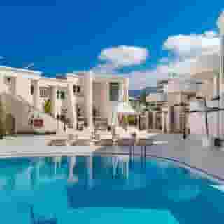 Flamingo Suites, 1 of 5