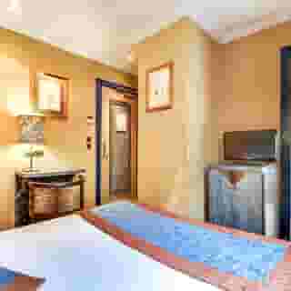 Pavillon Opera Bourse, 3 of 5