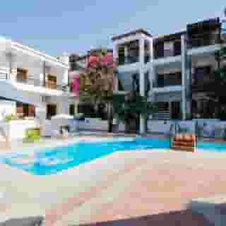 Rena Apartments, 4 of 5