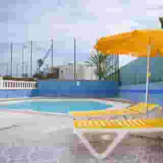 Las Arenas Apartments, 4 of 5