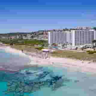 Sol Milanos-Pinguinos, 2 of 5