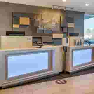 Holiday Inn Express & Suites Phoenix Dwtn - State, 6 of 6