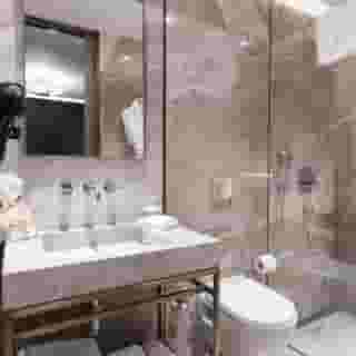 Noble22 Suites, 3 of 5