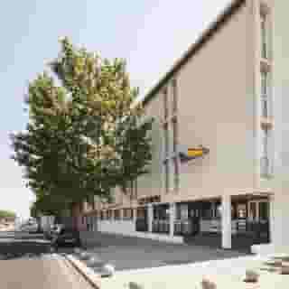 Quality Reus, 2 of 5