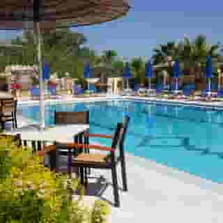 Paradise Apartments And Studios, 4 of 5