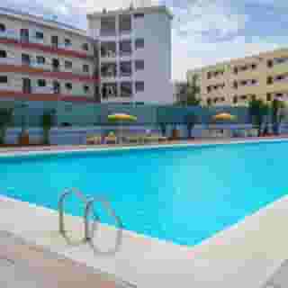 Las Arenas Apartments, 3 of 5