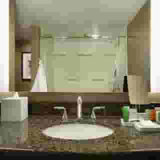 Hilton Arlington, 3 of 5