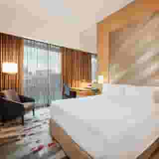 The Robertson House by The Crest Collection, 4 of 5