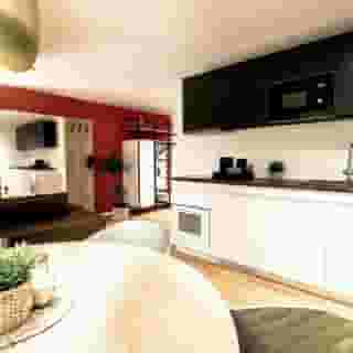 Aeronaut Serviced Apartments powered by Pearl1, 1 of 5