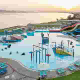 White Olive Marine Aquapark, 2 of 5