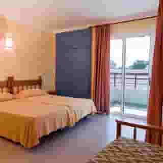 Ok Hotel Bay, 2 of 5