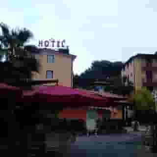 Hotel Happy Days, 5 of 5